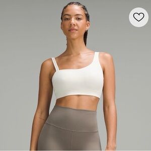 Lululemon Like New Soft Foam Cup Asymmetrical Bra D/DD, Bone (White) Extra Small